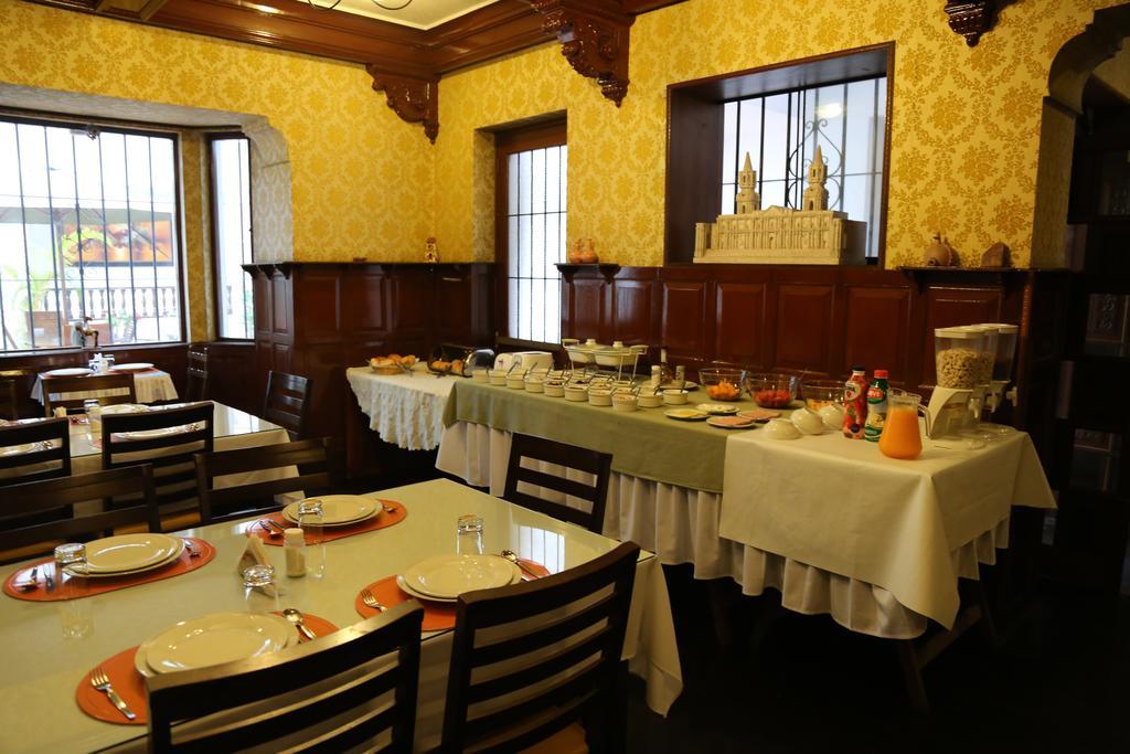 Hotel Miraflores Lodge Ліма Екстер'єр фото